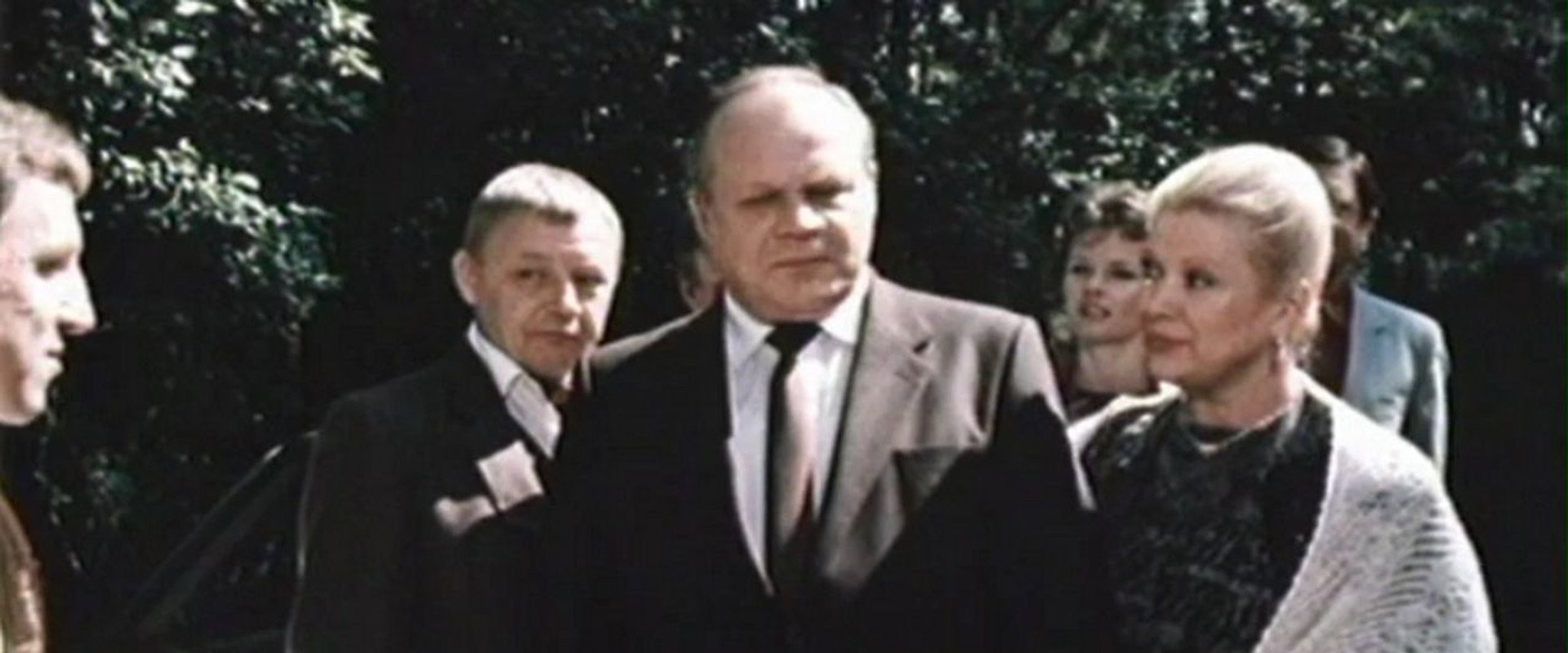 Broken Circle backdrop