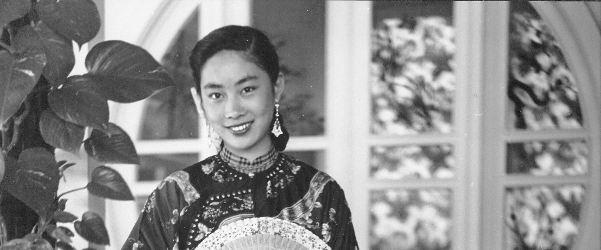 Lisa Lu Plays Herself backdrop