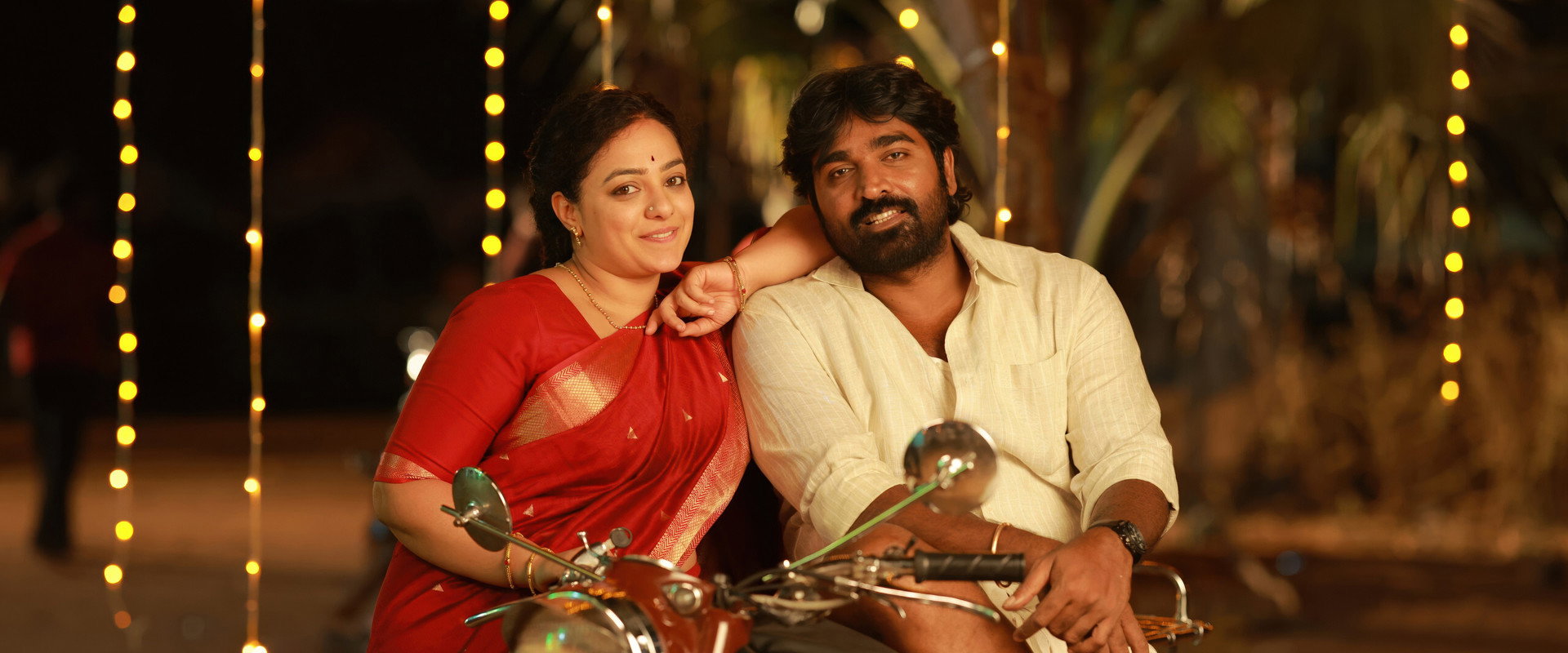 Thalaivan Thalaivii backdrop