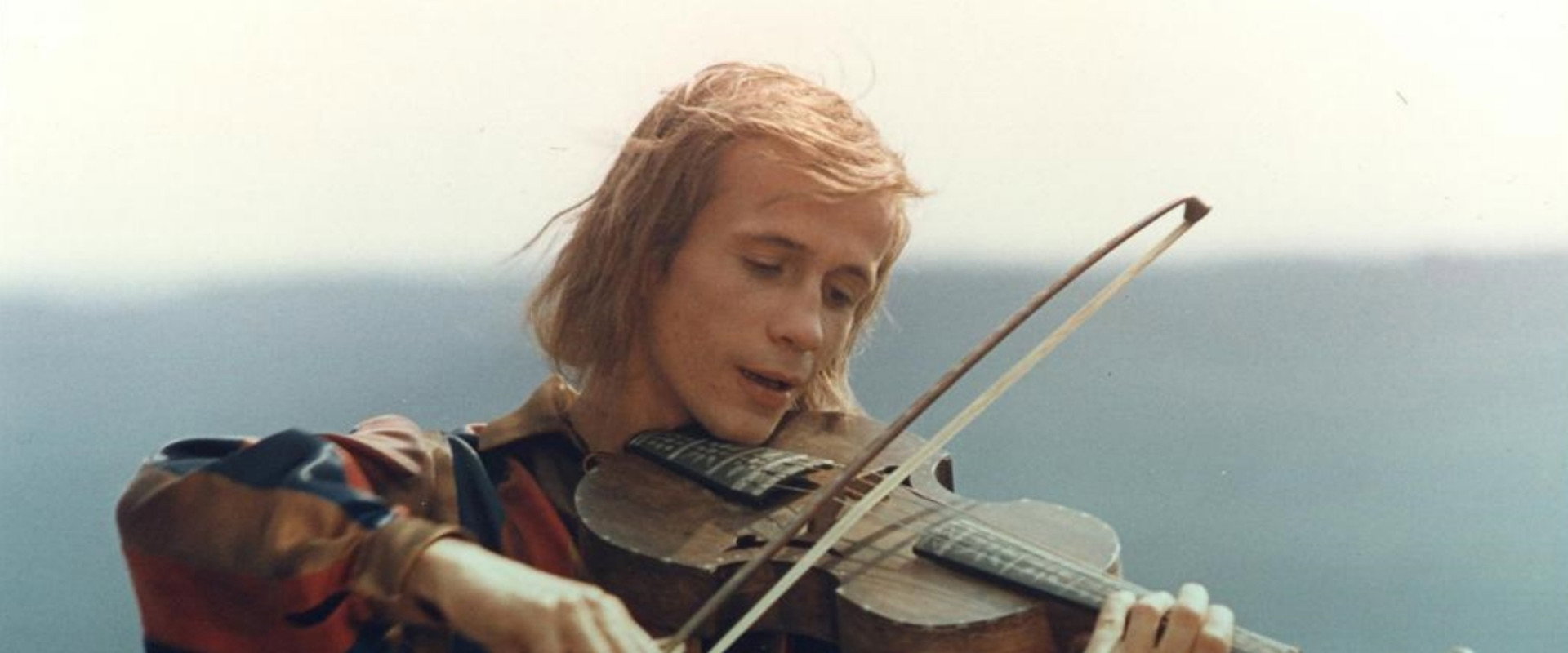 Sechse kommen durch die Welt backdrop