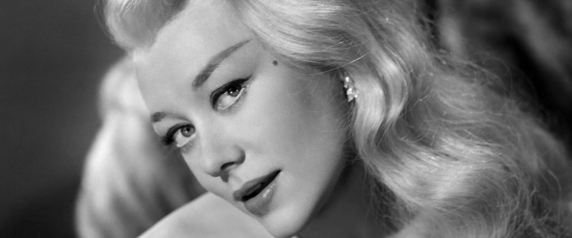 Mad About Men backdrop