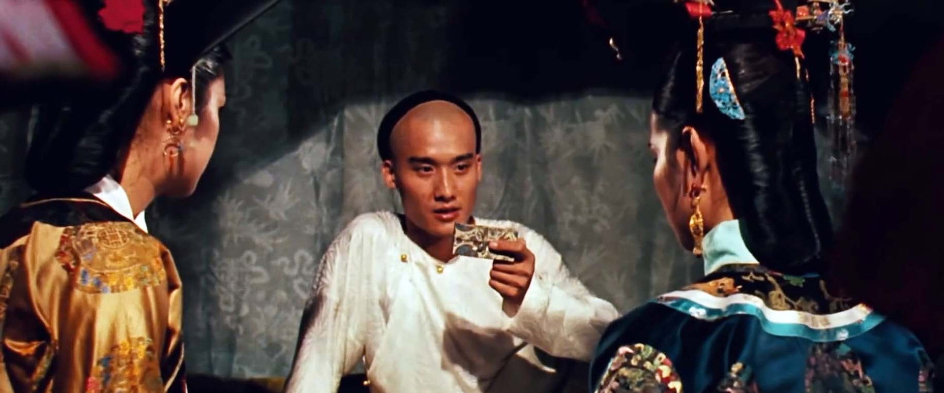 The Empress Dowager backdrop