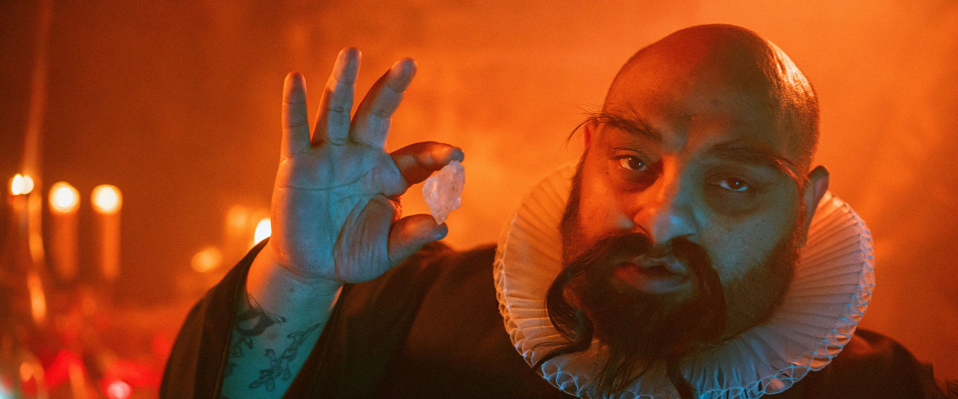 Do the Mæth backdrop