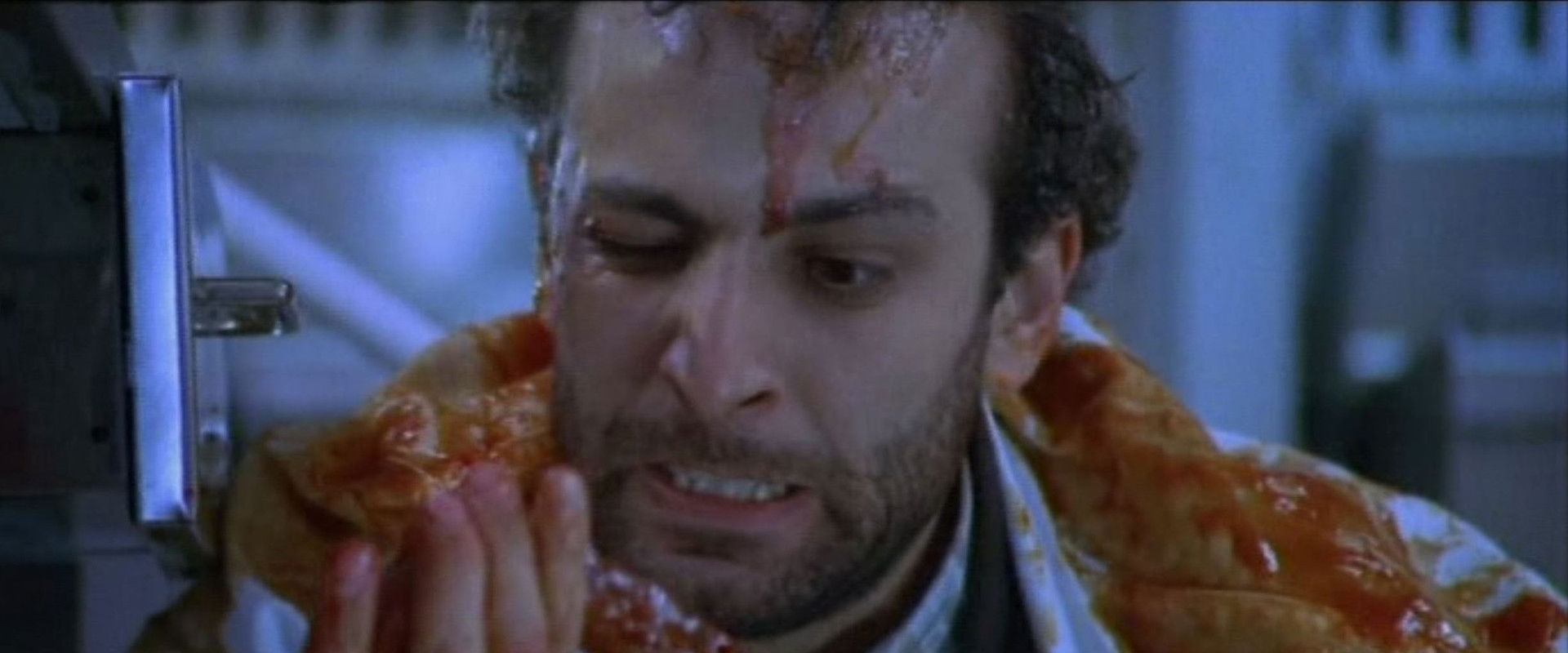 Mafia, Pizza, Razzia backdrop