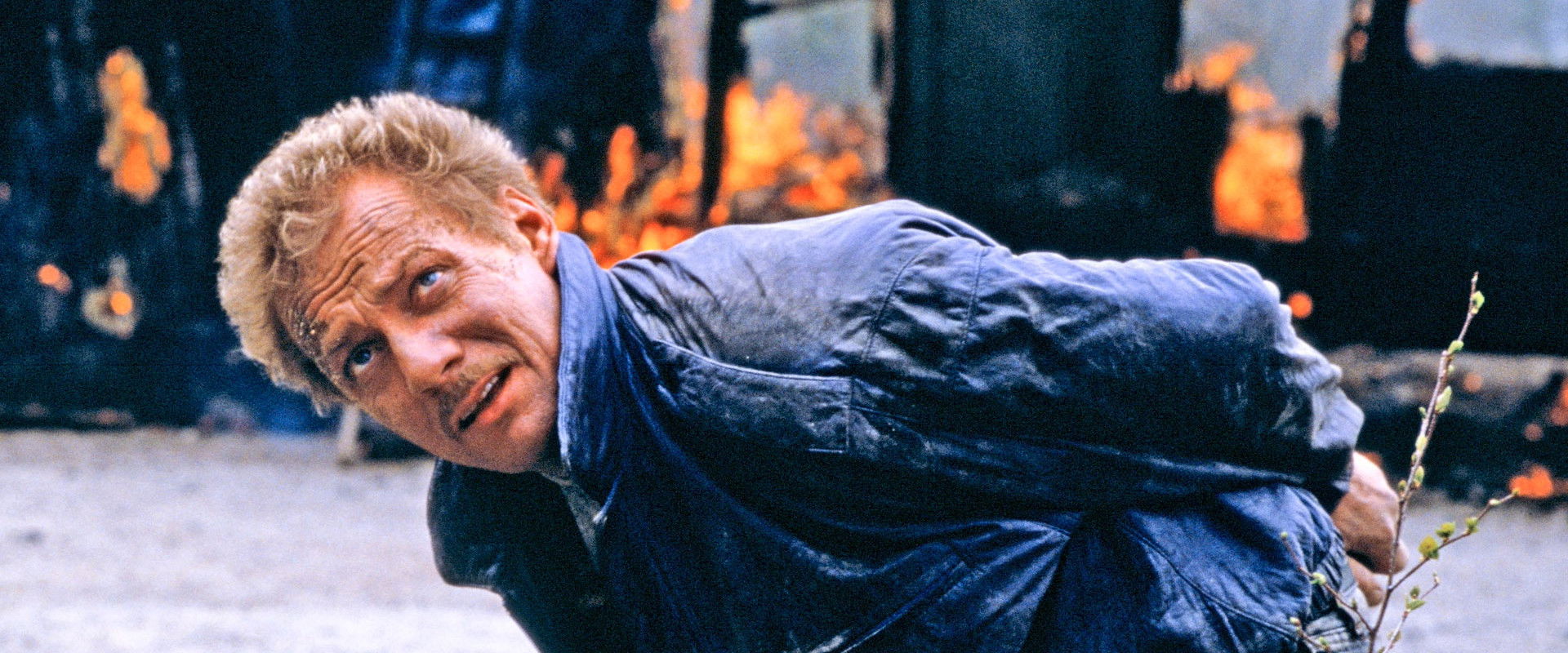 Roland Hassel: Kidnapping backdrop