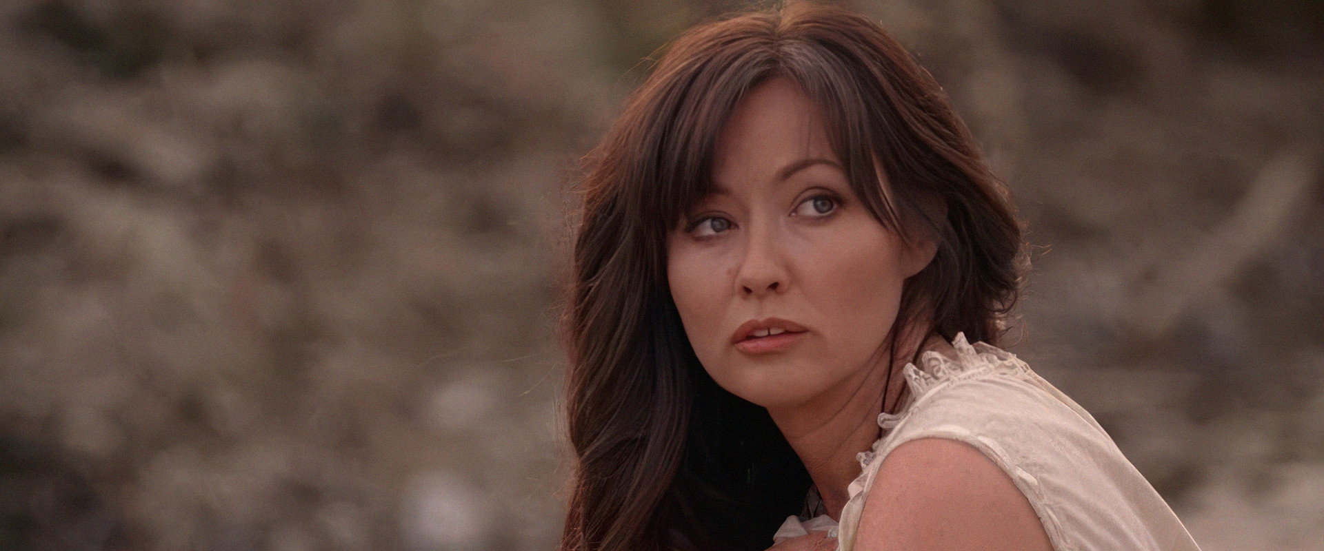 The Lost Treasure of the Grand Canyon backdrop