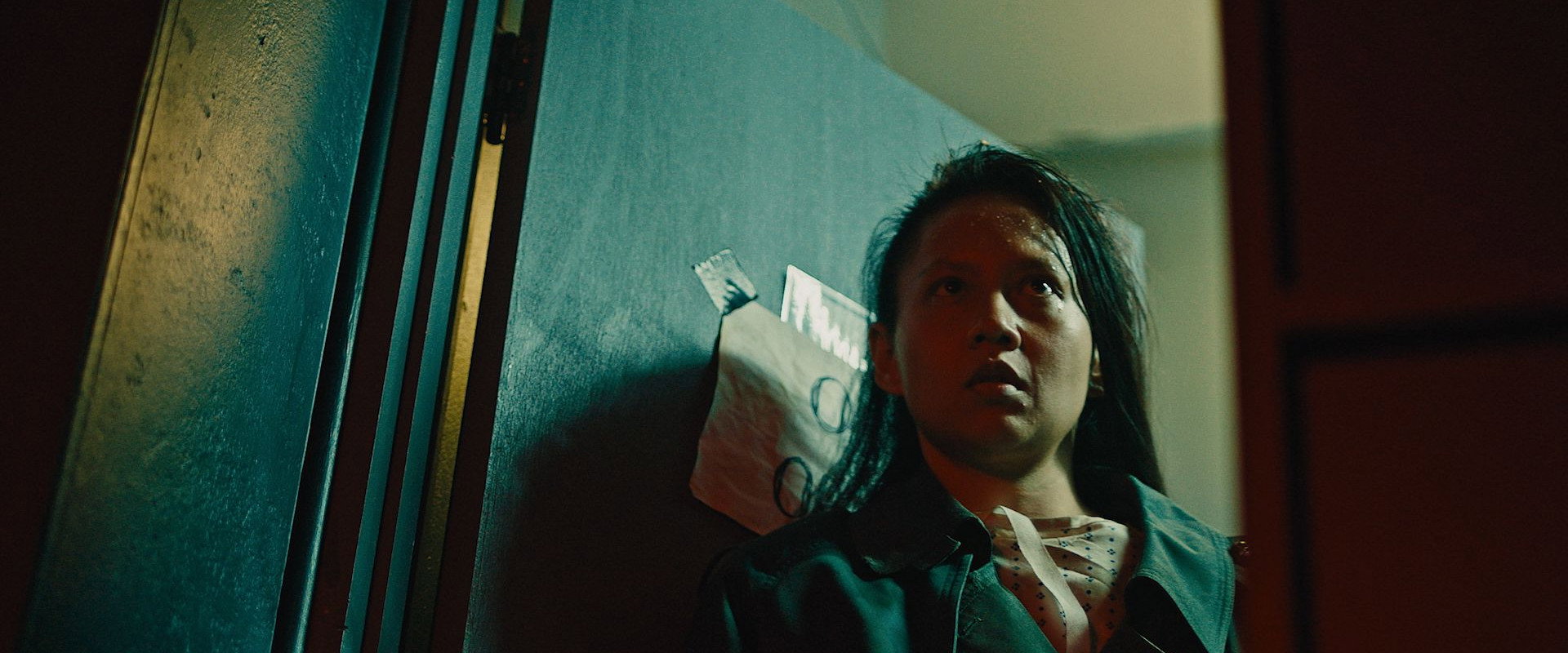 Mia and the Dragon Princess backdrop