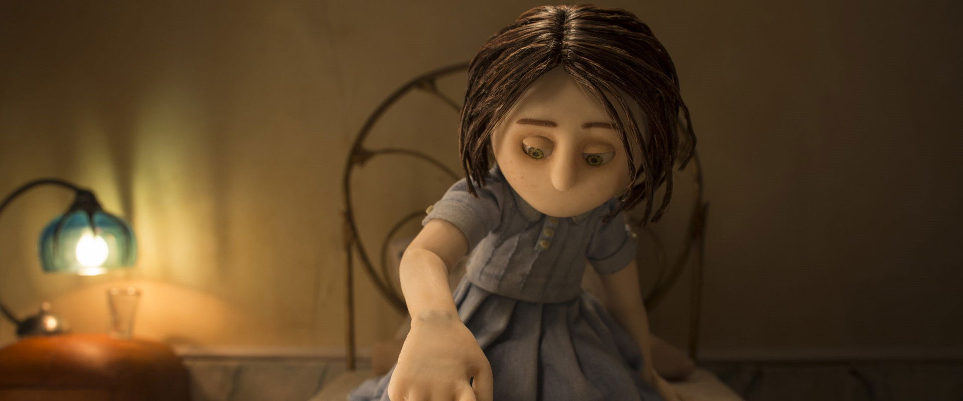 Ana Morphose backdrop