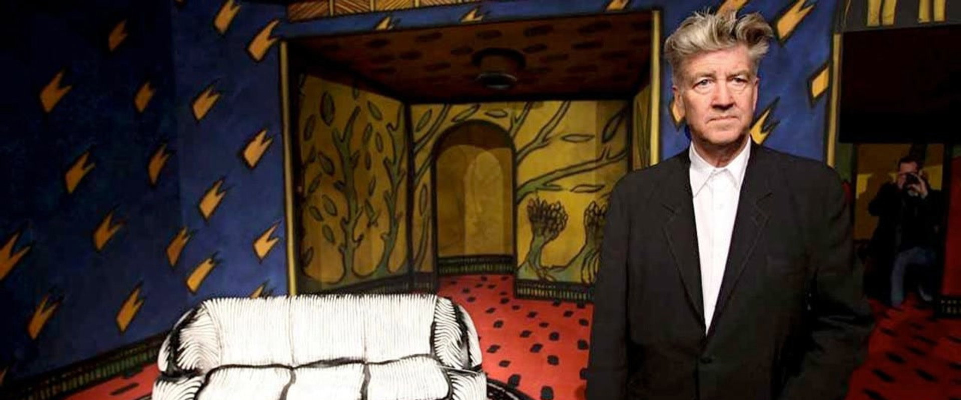 Pretty as a Picture: The Art of David Lynch backdrop
