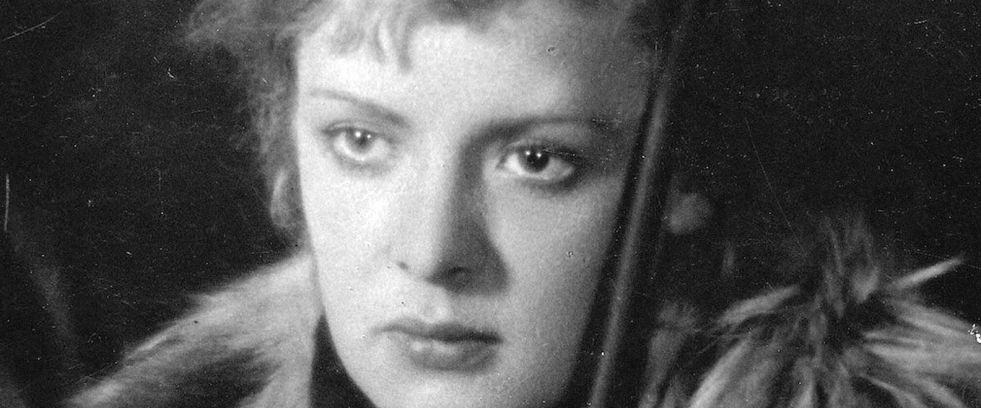 The Girlfriends backdrop