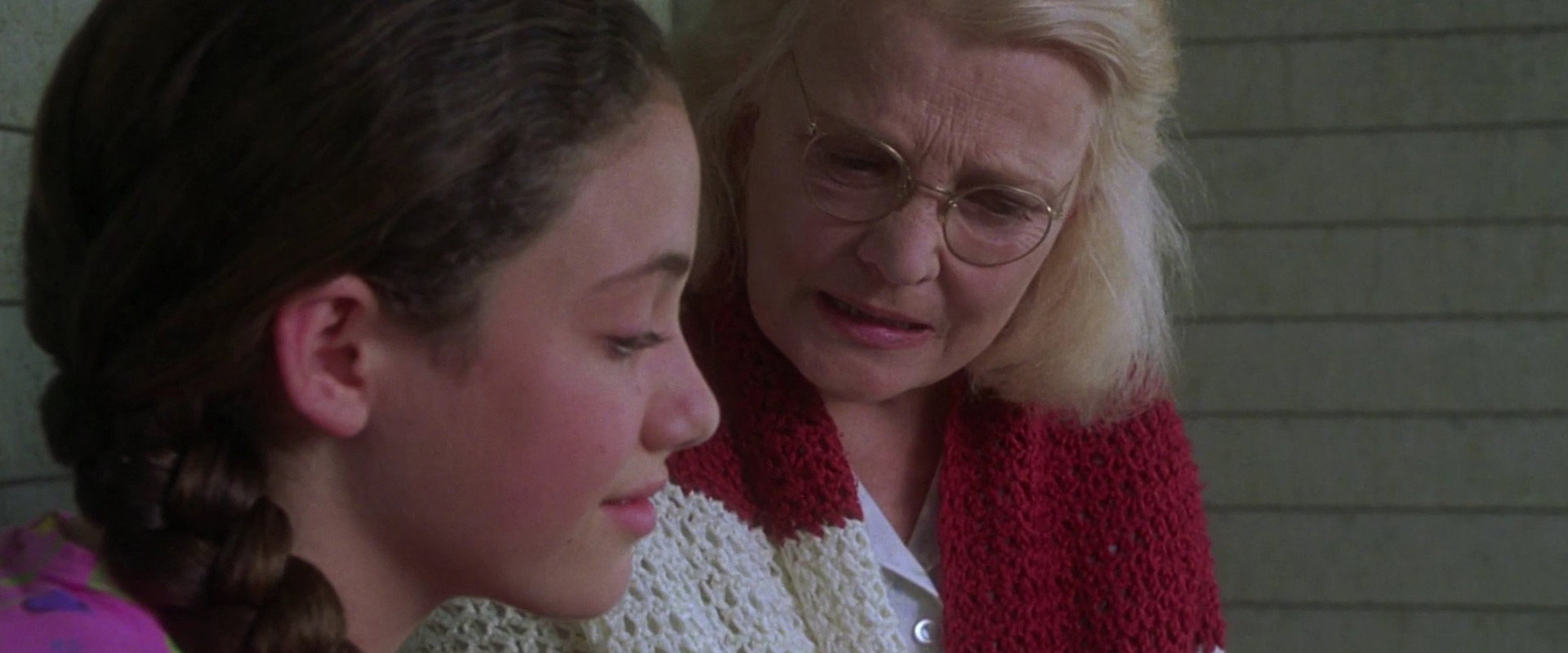 Grace & Glorie backdrop