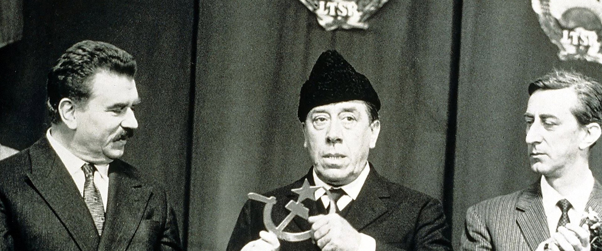 Don Camillo in Moscow backdrop