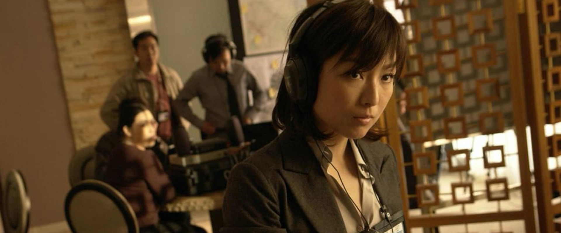 Lady Cop & Papa Crook backdrop