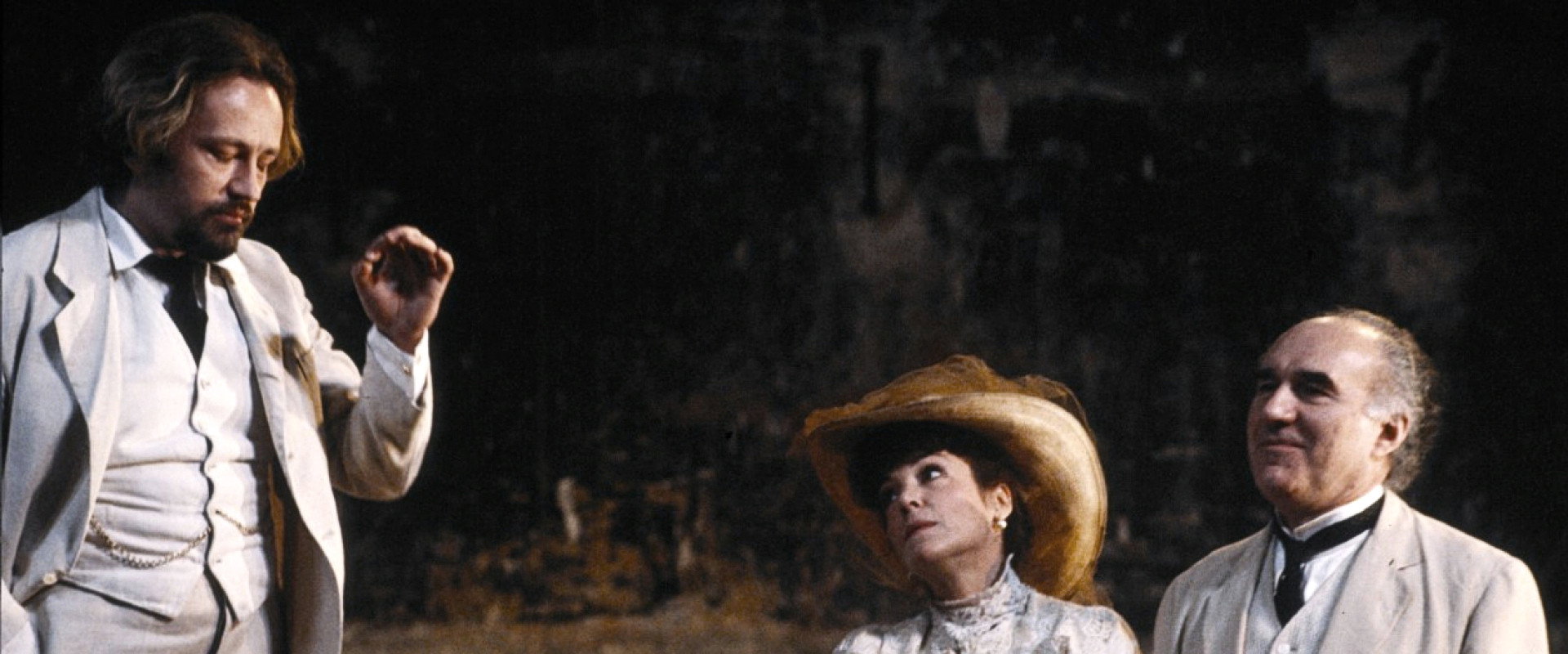 La Cerisaie backdrop