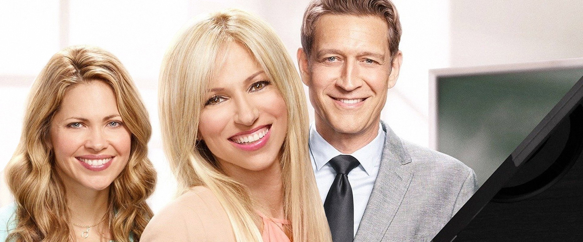 Summer of Dreams backdrop