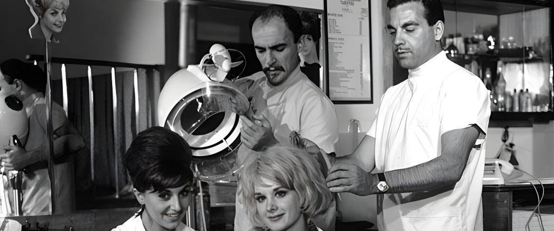 Kadın Berberi backdrop