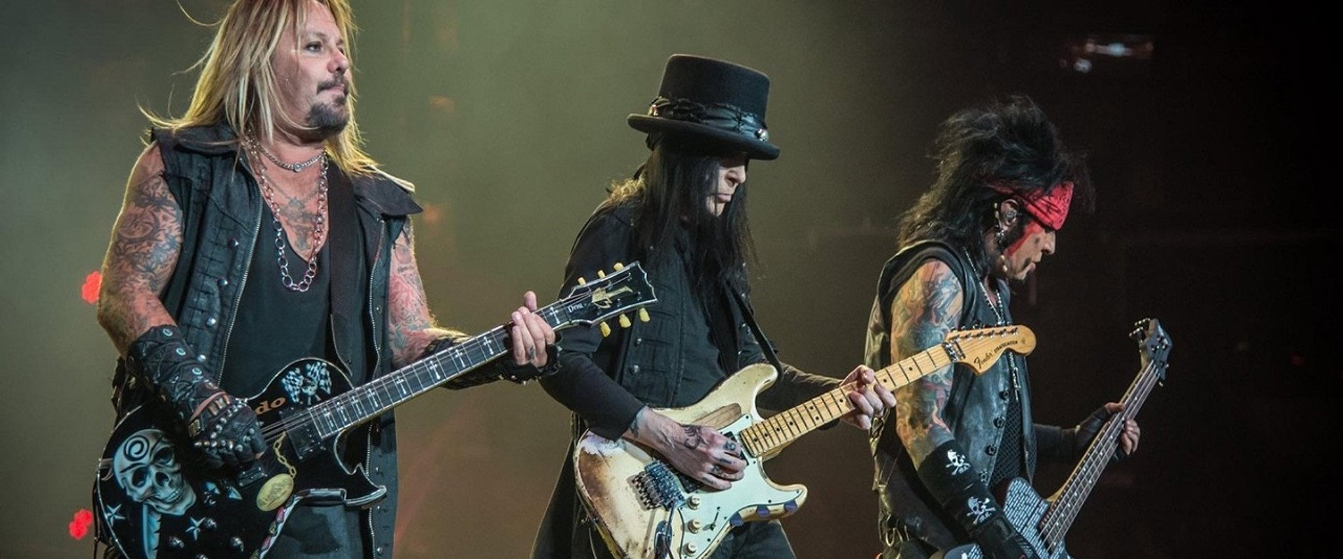Mötley Crüe: The End - Live in Los Angeles backdrop