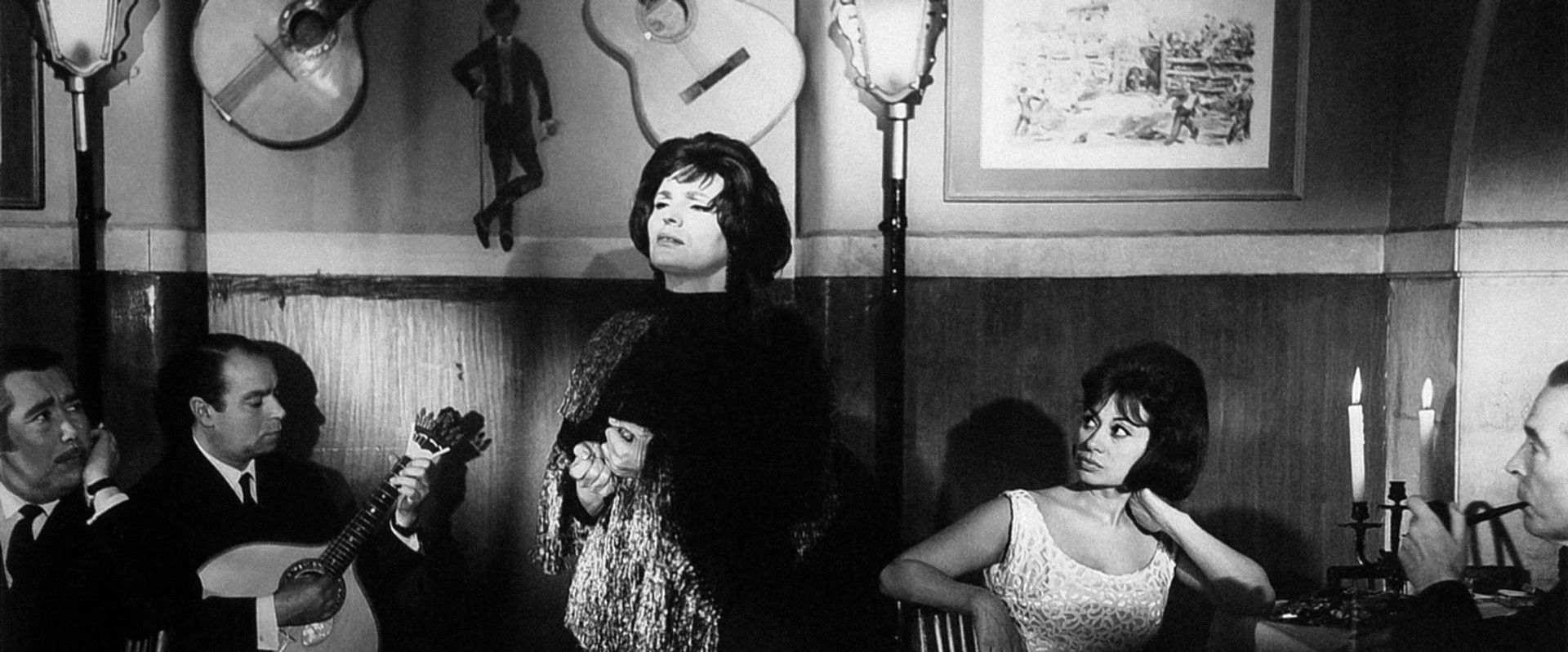 Fado Corrido backdrop