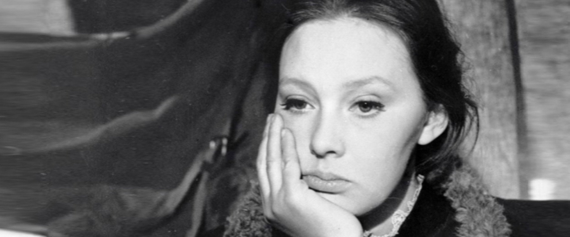 Yuliya Vrevskaya backdrop