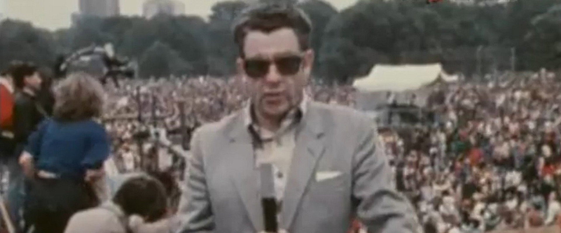 Reporting on the covering America backdrop