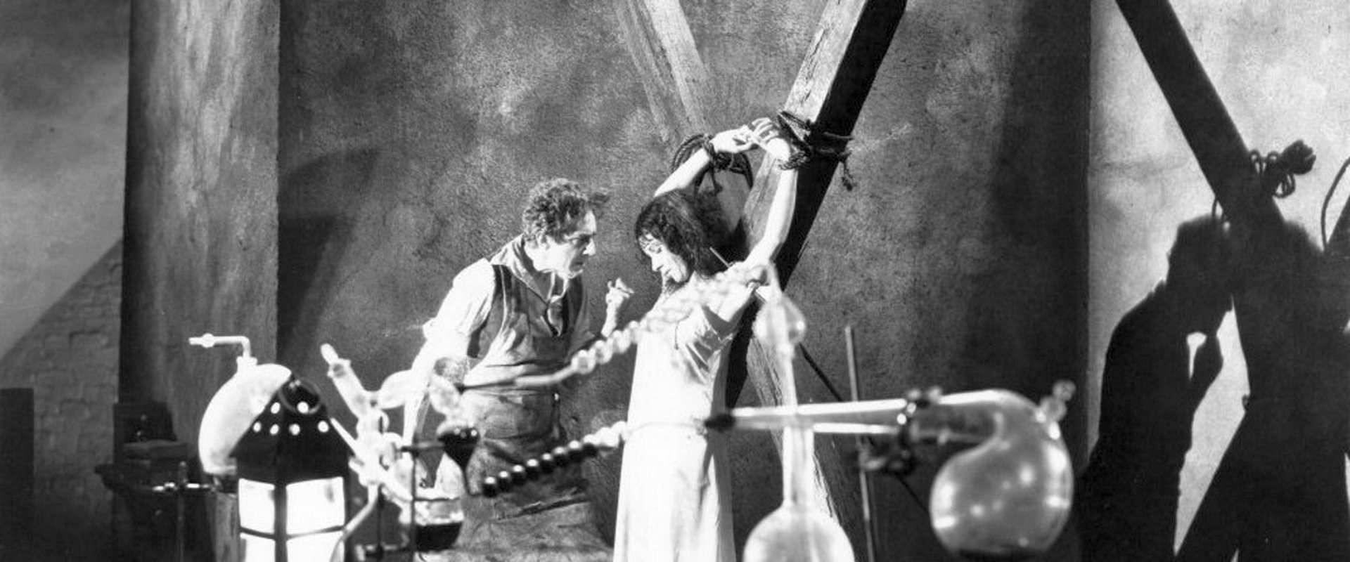 Murders in the Rue Morgue backdrop