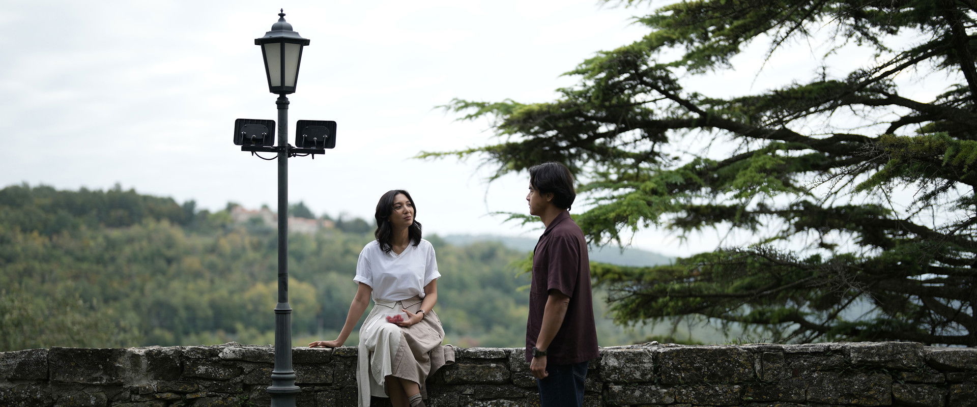 Sore: A Wife from the Future backdrop