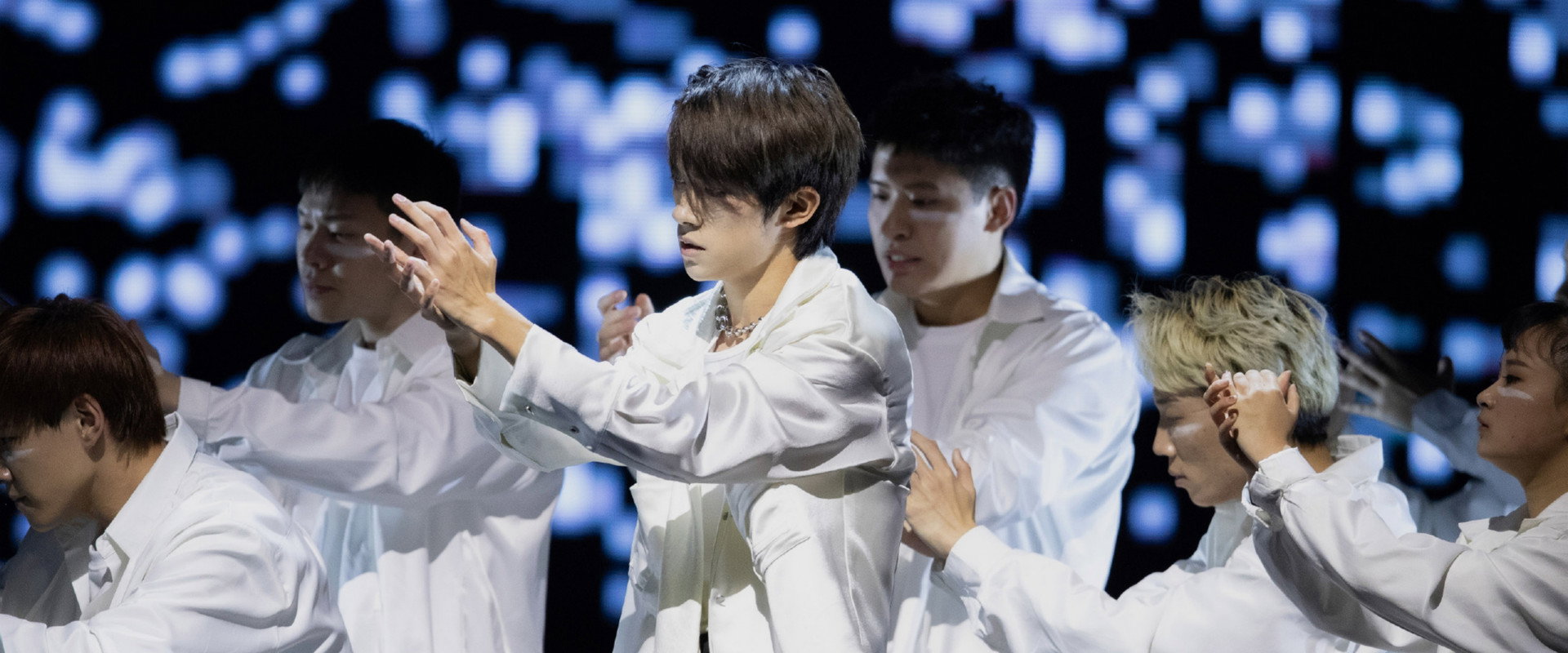 Jackson Yee SU'ER Concert backdrop