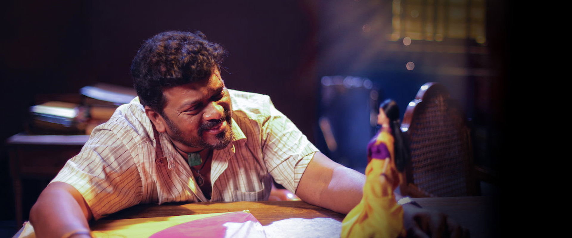 Oththa Seruppu Size 7 backdrop