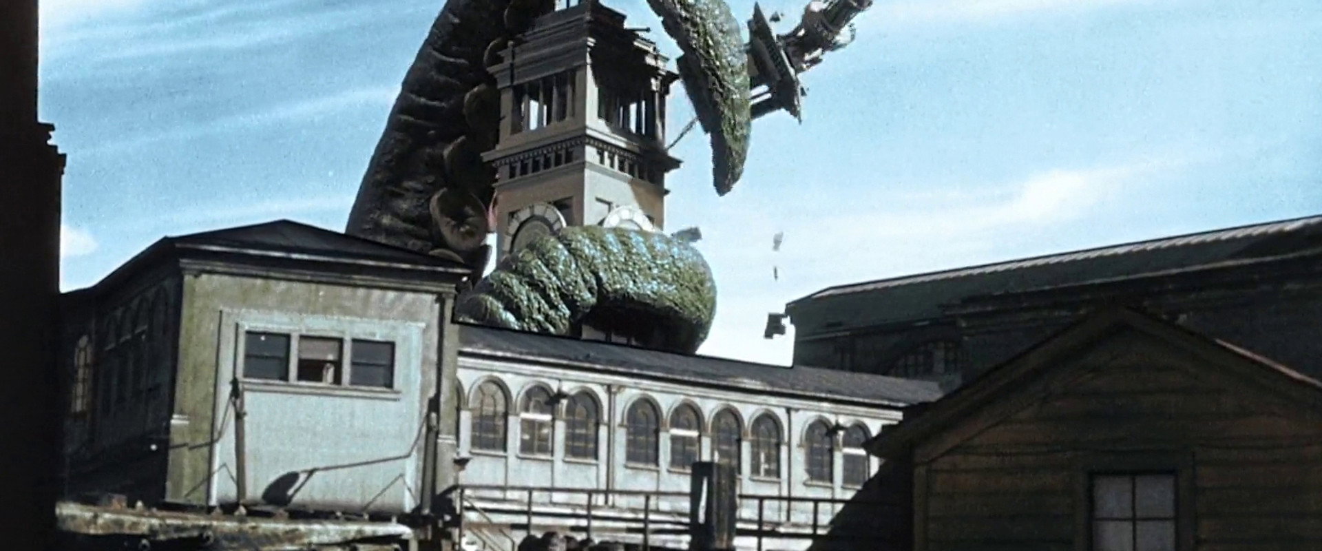 It Came from Beneath the Sea backdrop