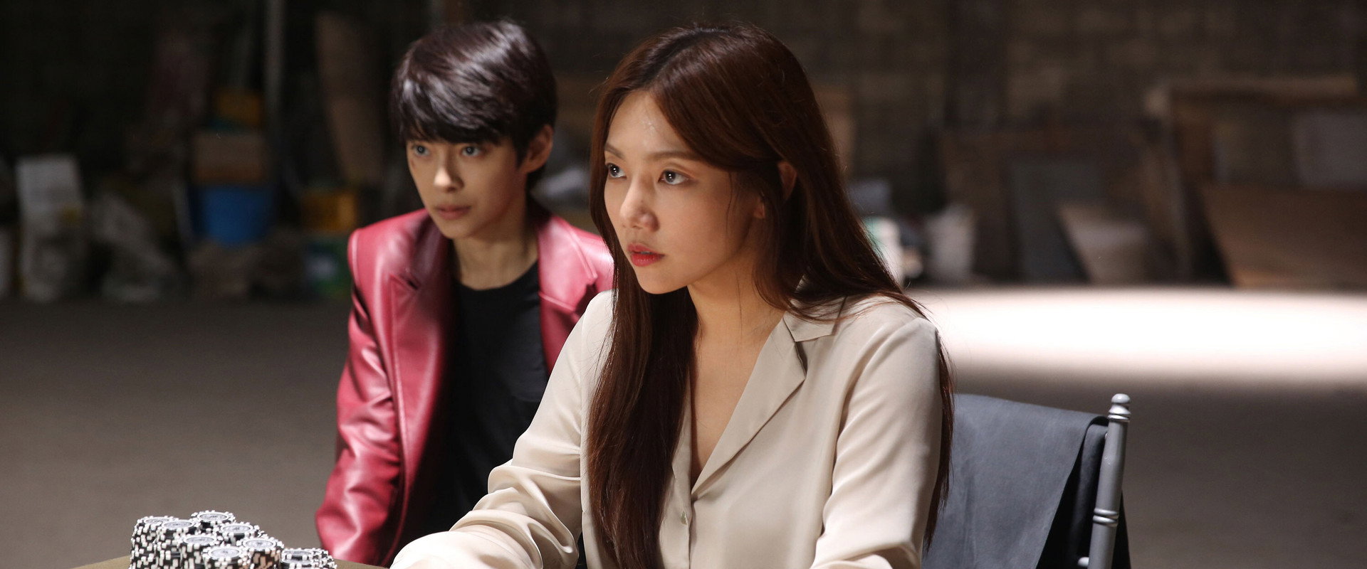 Female Tazza backdrop