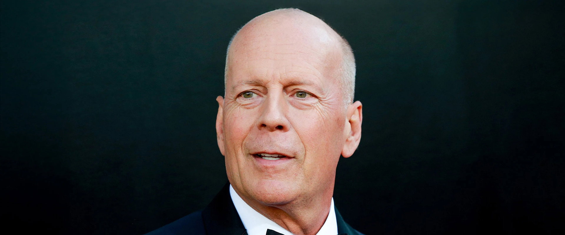 Bruce Willis : les secrets d'une icône backdrop