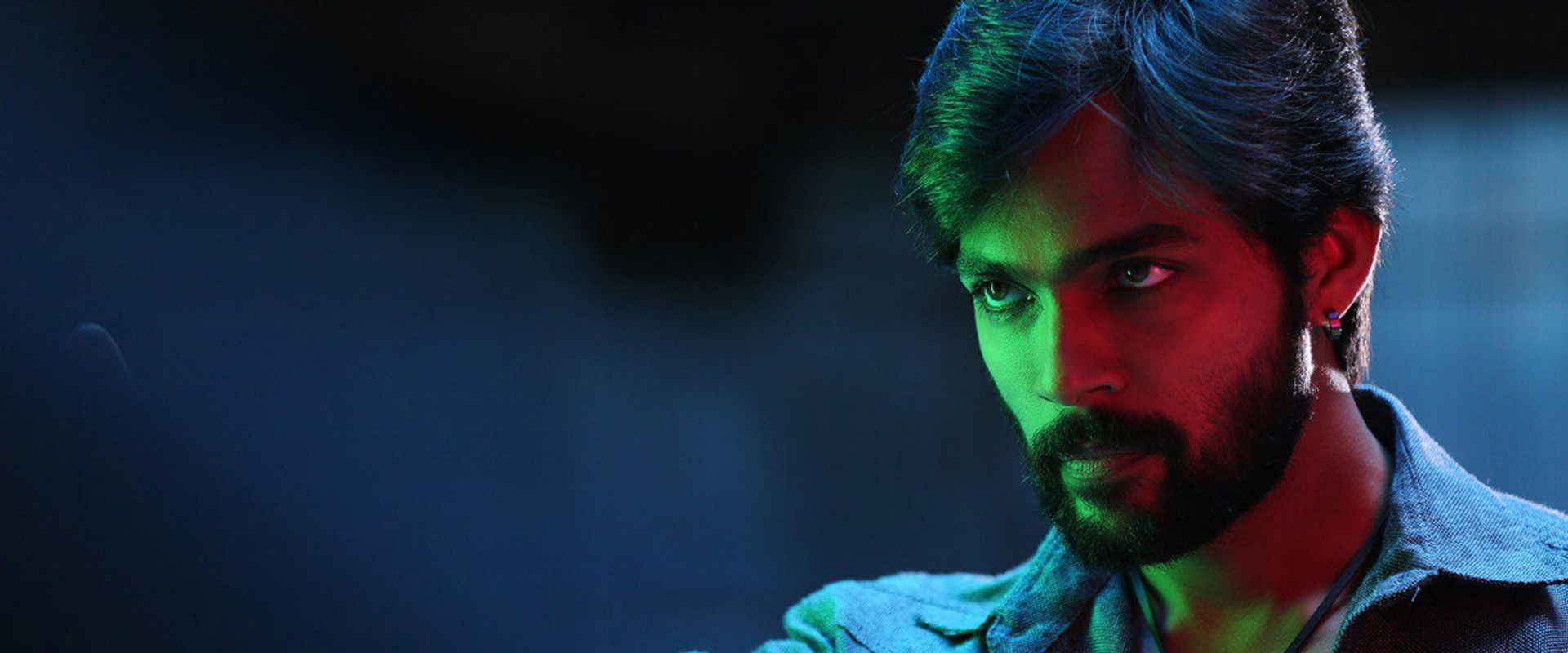 Market Raja MBBS backdrop