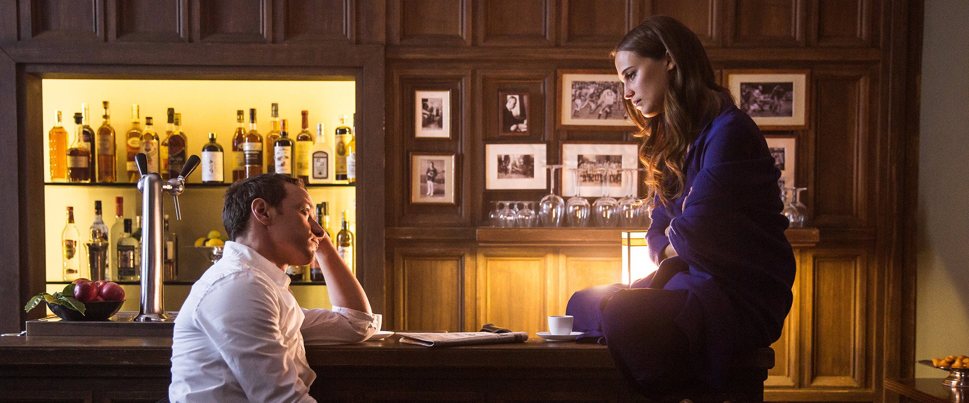 Submergence backdrop