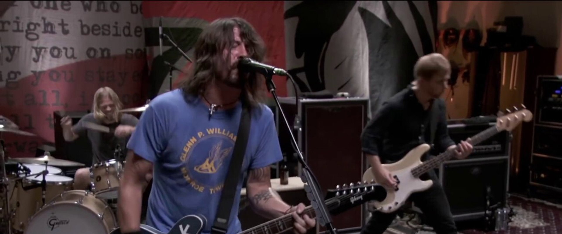 Foo Fighters - Wasting Light Live From 606 backdrop