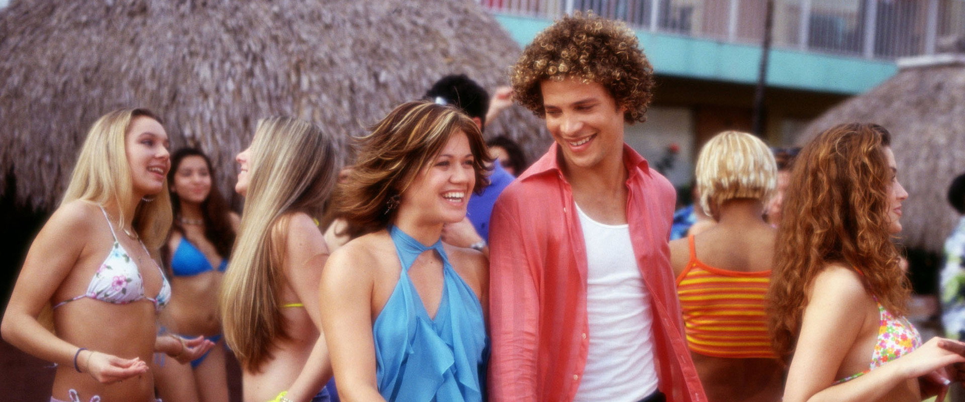 From Justin to Kelly backdrop