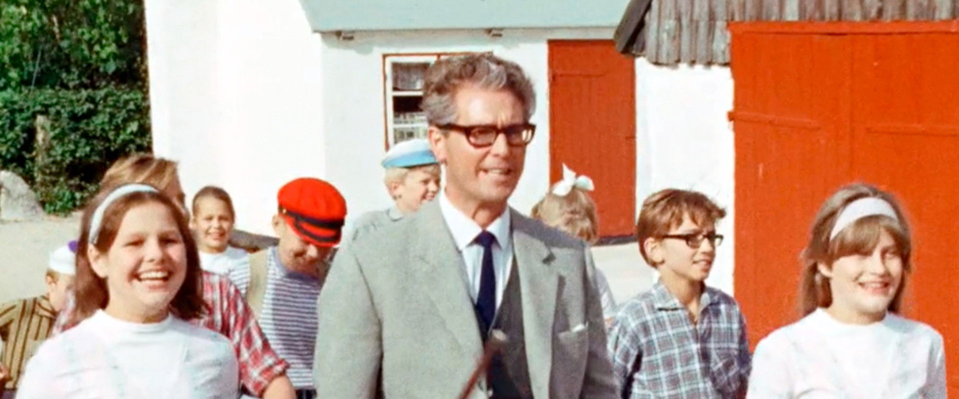 Krybskytterne paa Næsbygaard backdrop