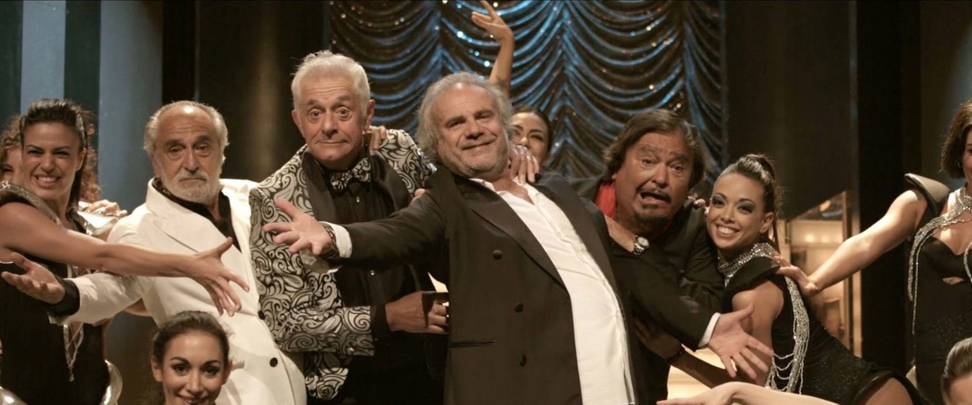 Odissea nell'ospizio backdrop