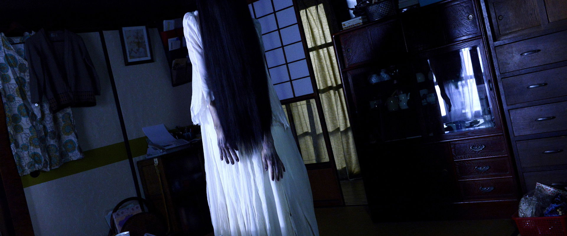 Sadako vs. Kayako backdrop