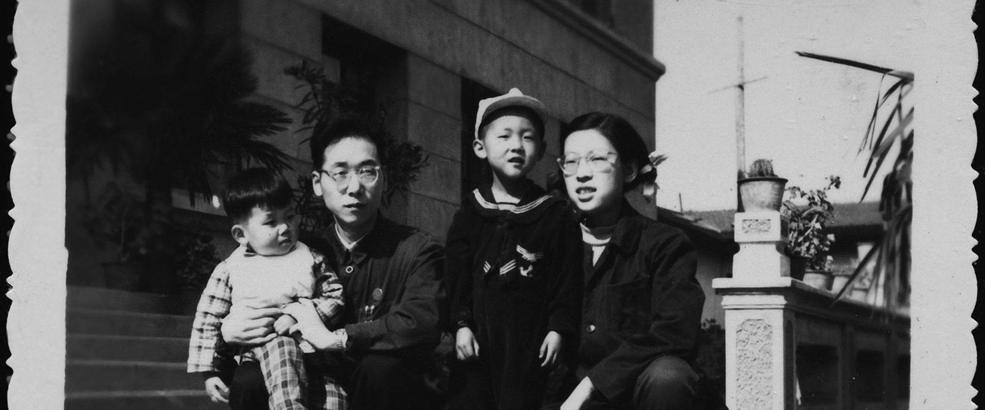 Fengming: A Chinese Memoir backdrop