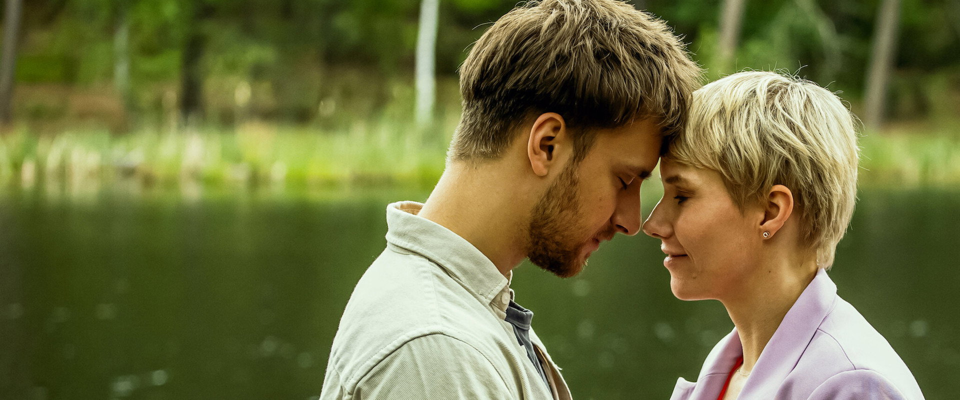 Tonight You're Sleeping with Me backdrop