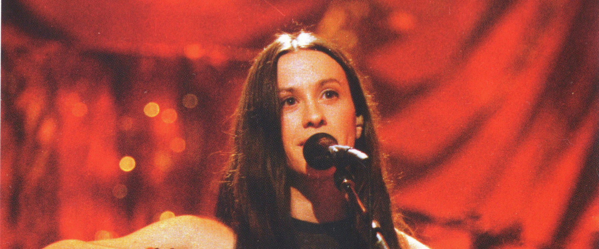 Alanis Morissette: MTV Unplugged backdrop