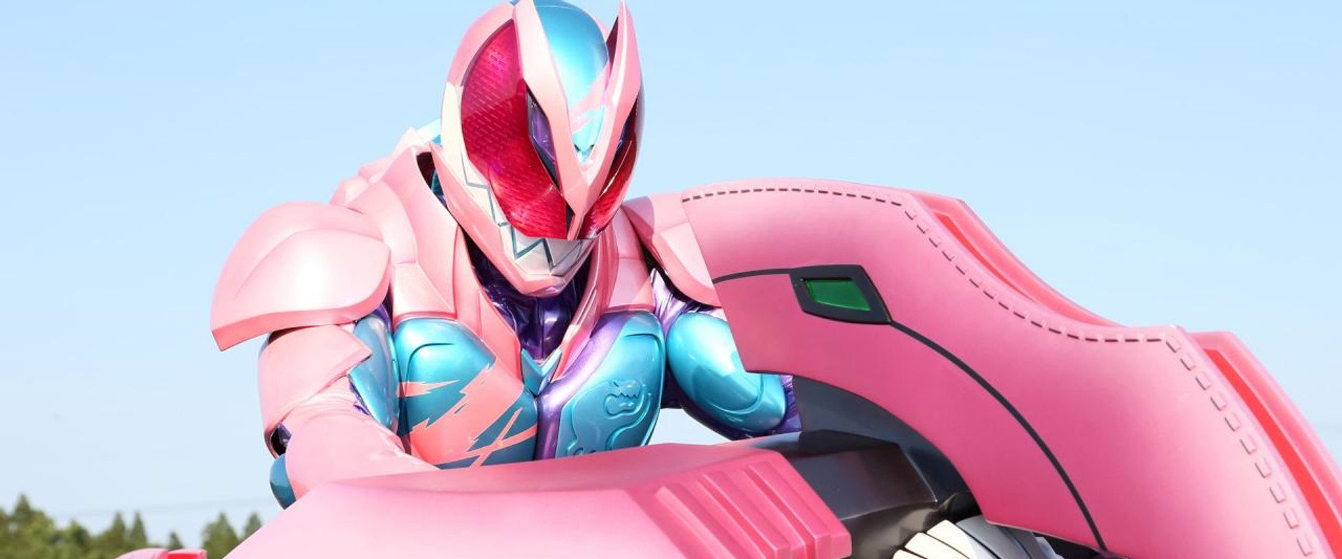 Kamen Rider Revice: The Movie backdrop