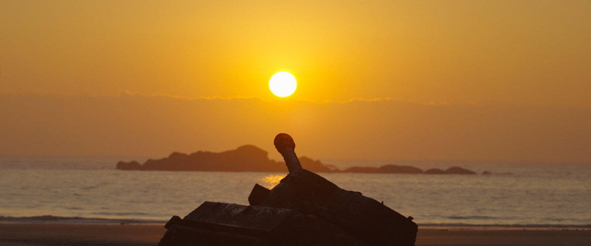 Island in Between backdrop