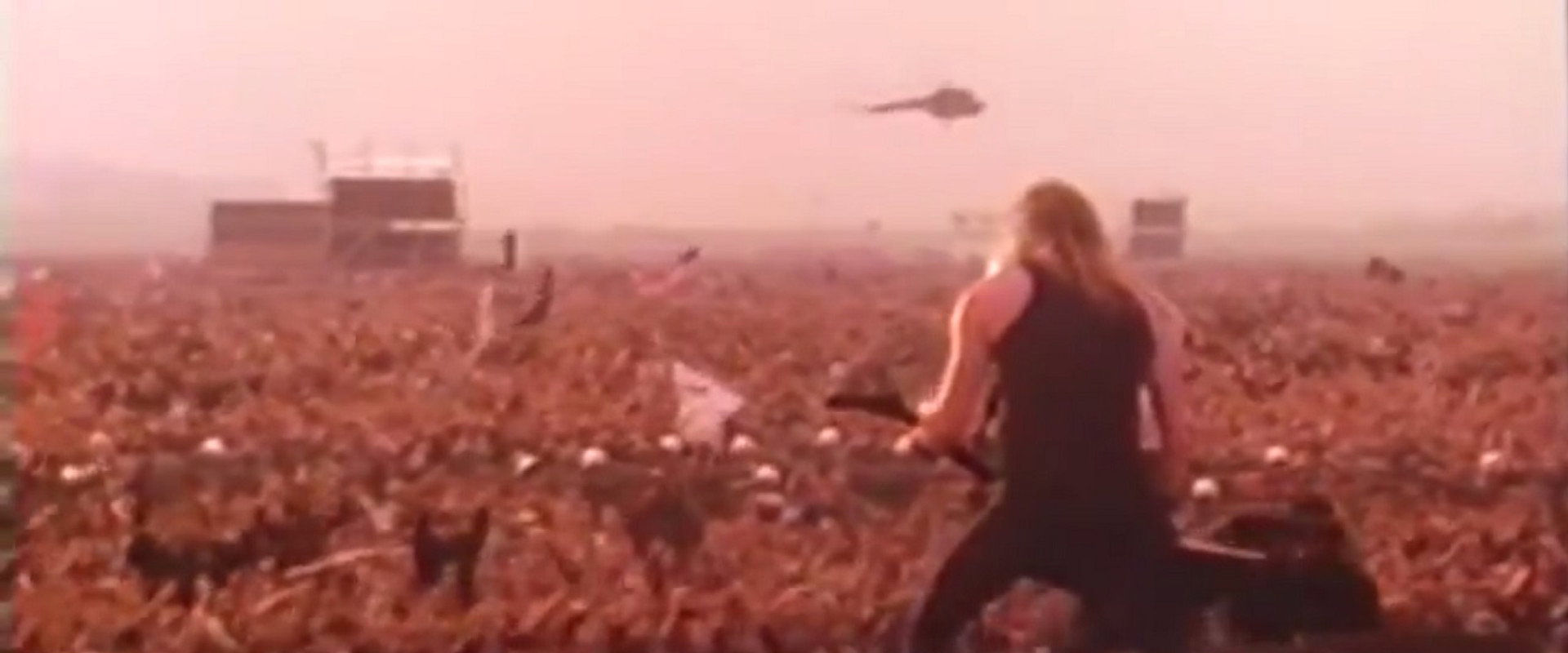 For Those About to Rock - Monsters In Moscow backdrop