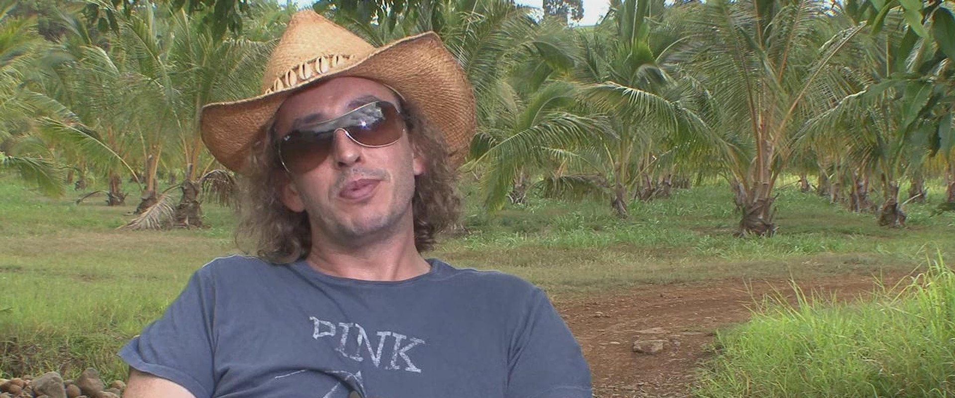 Tropic Thunder: Rain of Madness backdrop