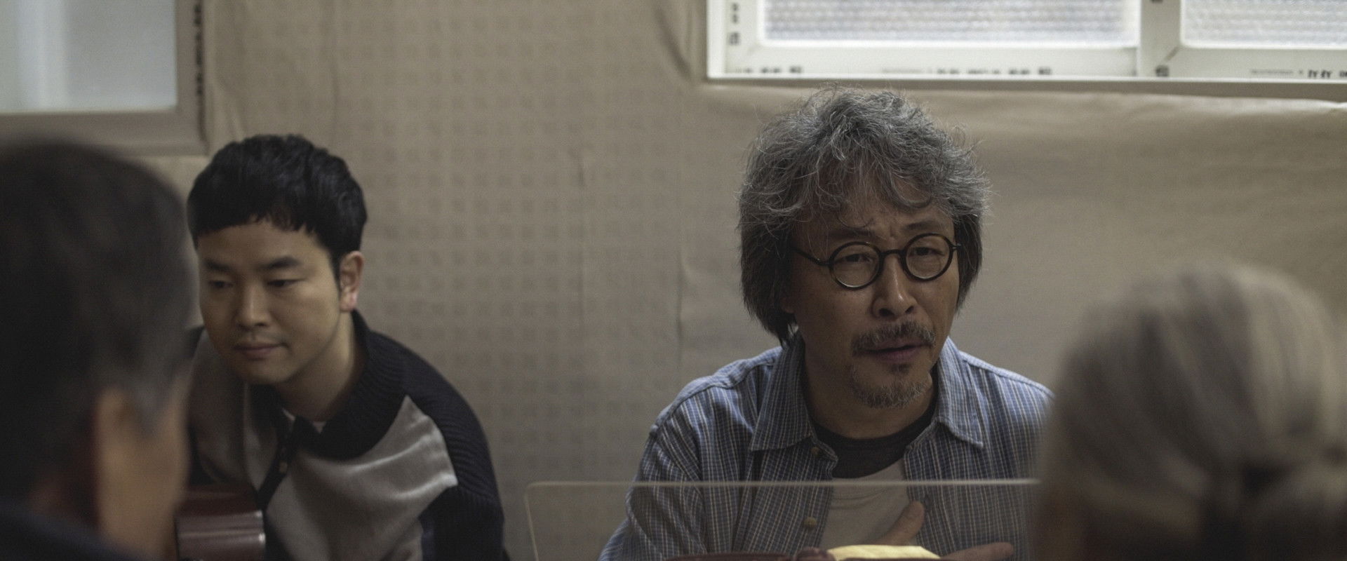 Romans 8:37 backdrop