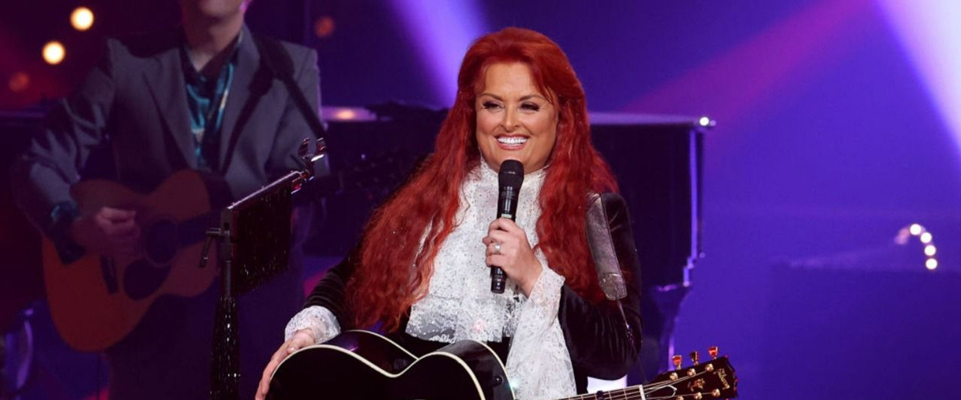 Wynonna Judd: Between Hell and Hallelujah backdrop