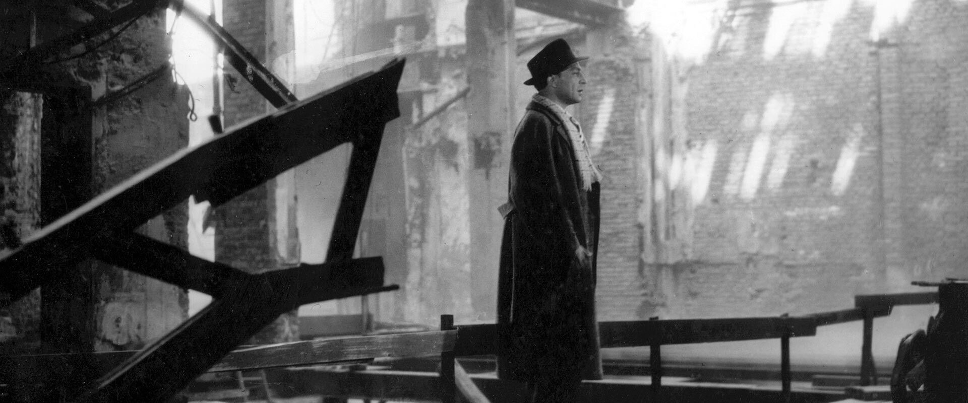 Between Yesterday and Tomorrow backdrop