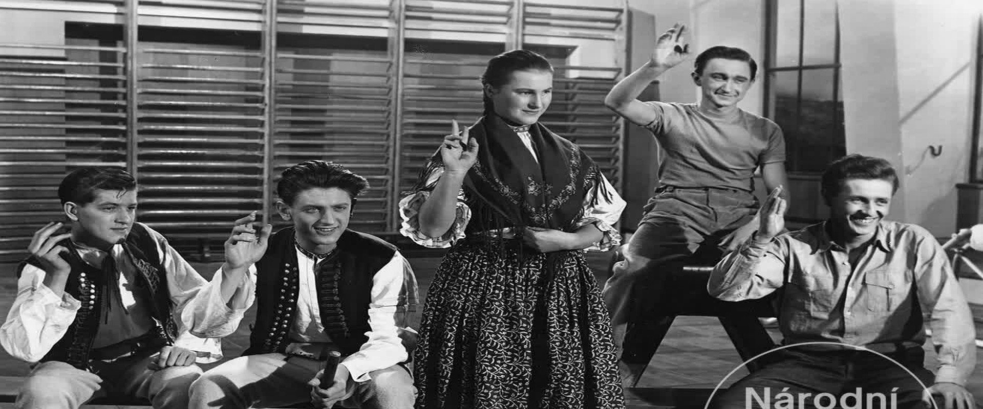 Zítra se bude tančit všude backdrop