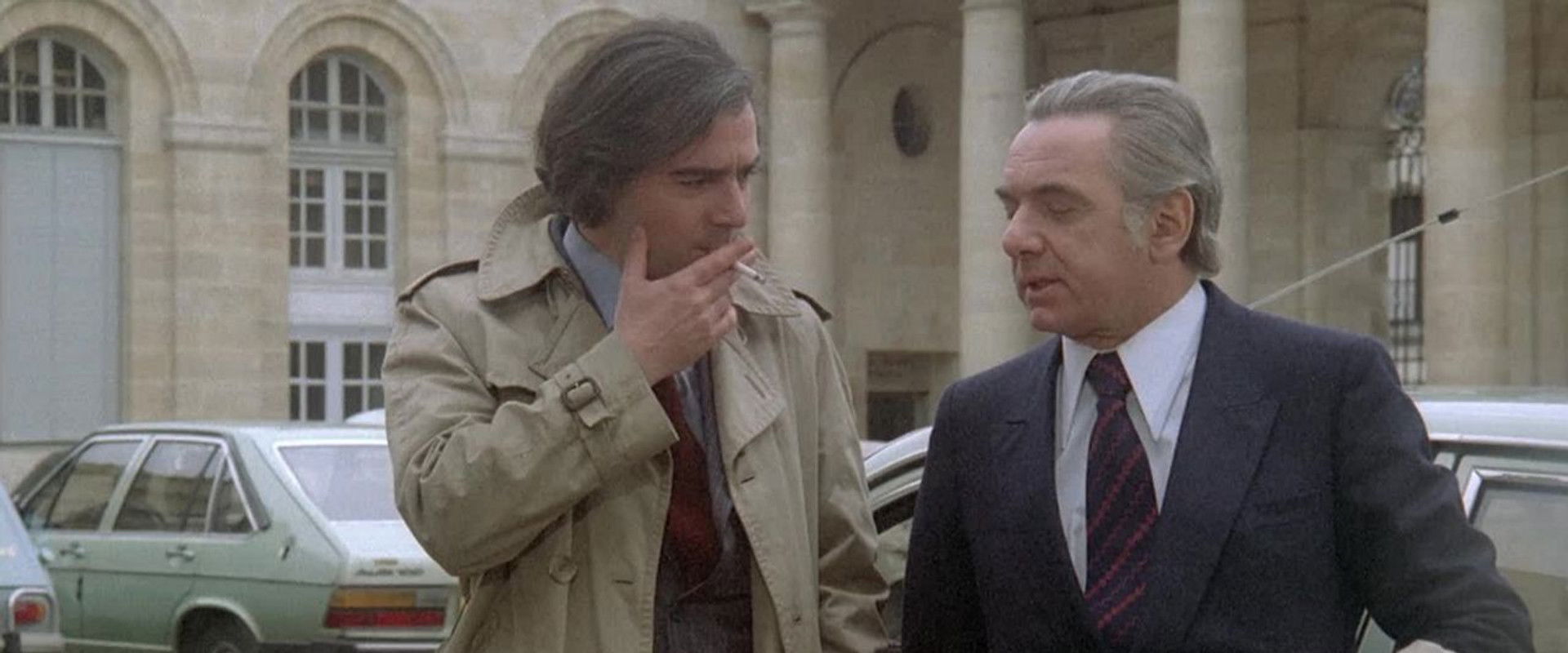 Heads or Tails backdrop